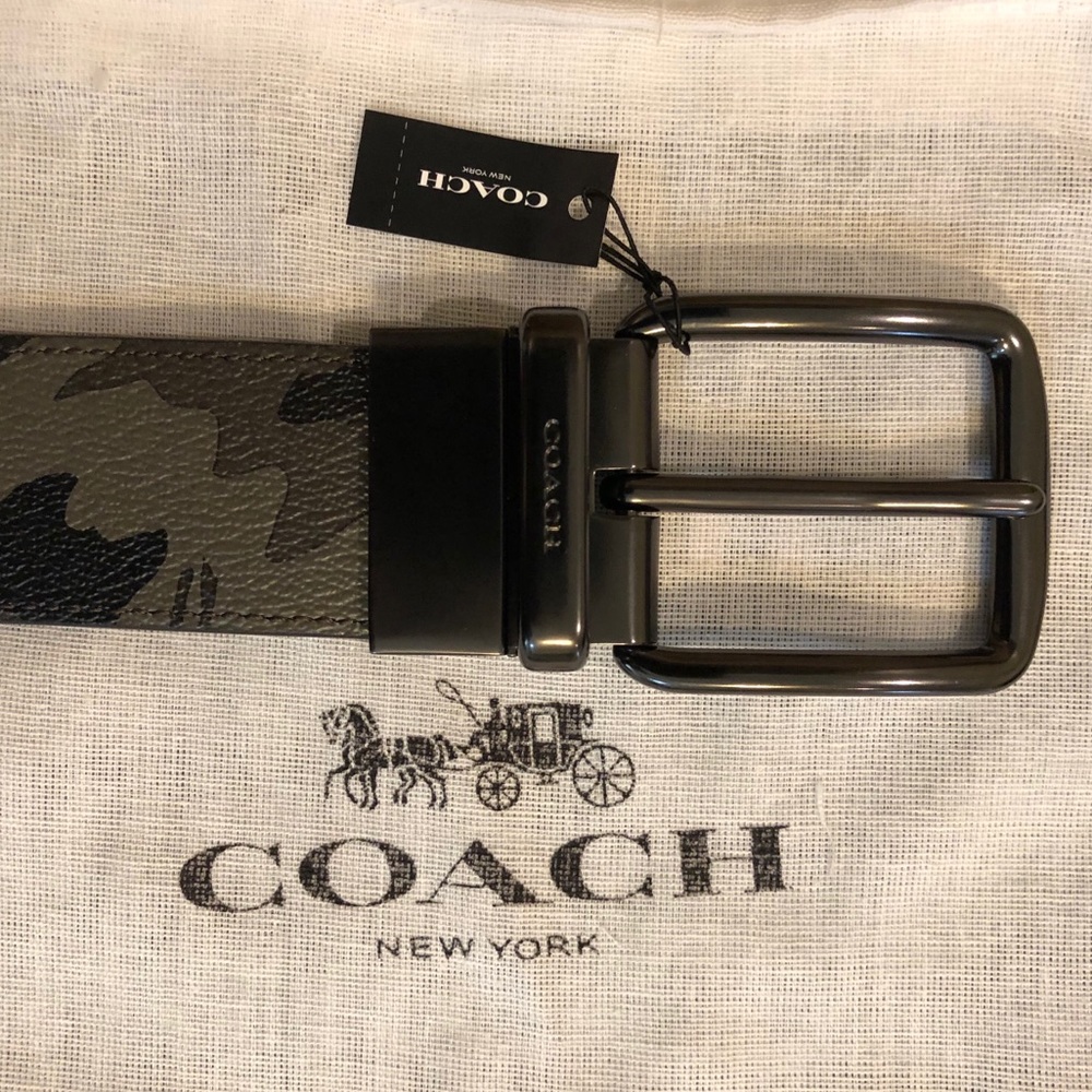 NWT Authentic Coach Camo Print Reversible Belt - Picture 2 of 6